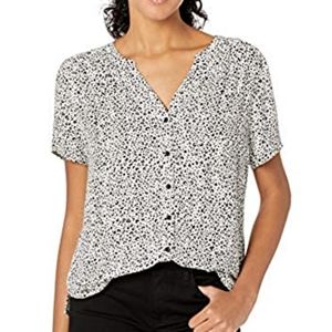 Amazon Essentials Women's Short-Sleeve Woven Blouse Size Large
